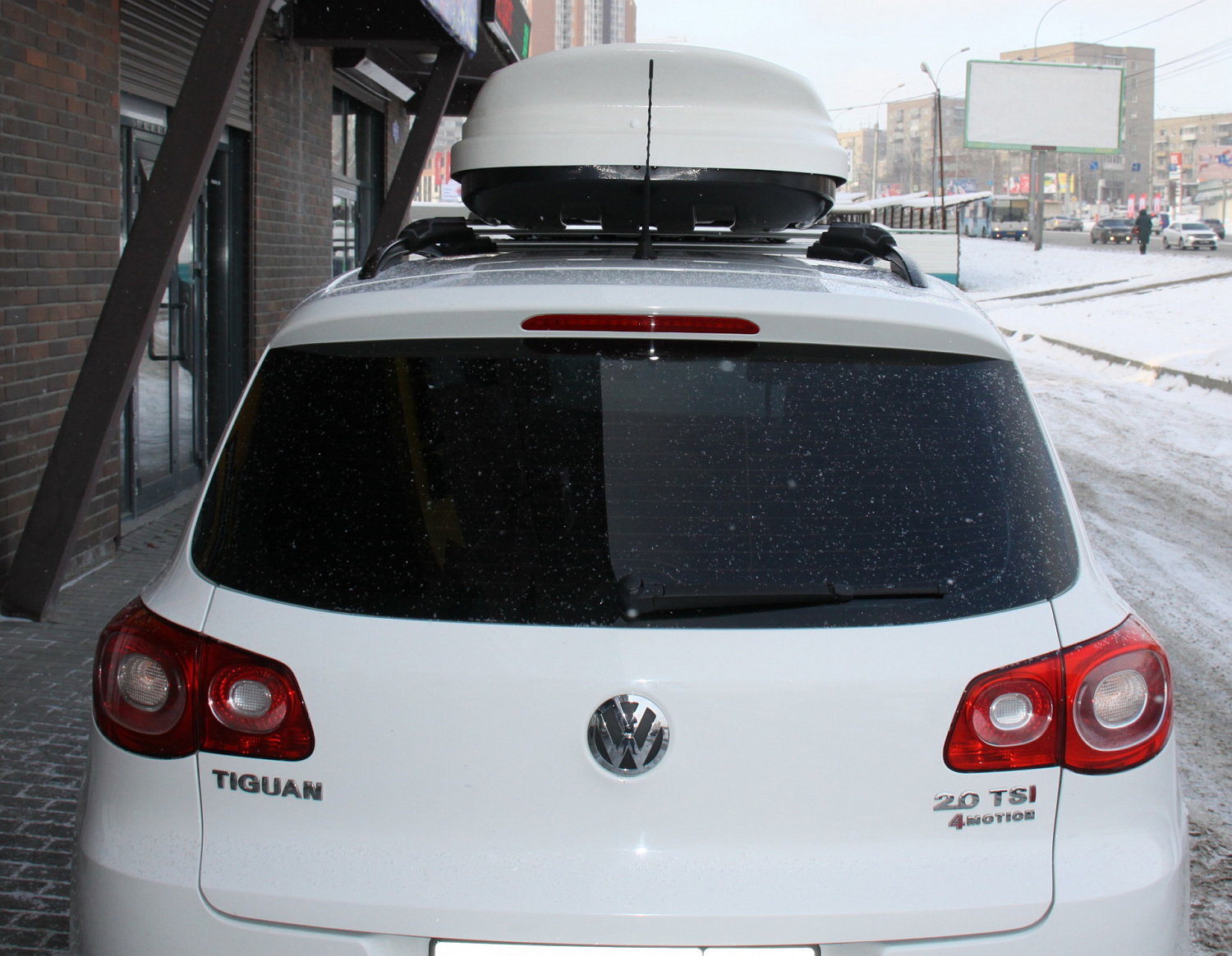 Багажный бокс на крышу Carl Steelman SPORT 1950*860*380 белый "карбон" с двухсторонним открытием + еврокрепление "краб"(об.450л) от магазина ФаркопРос